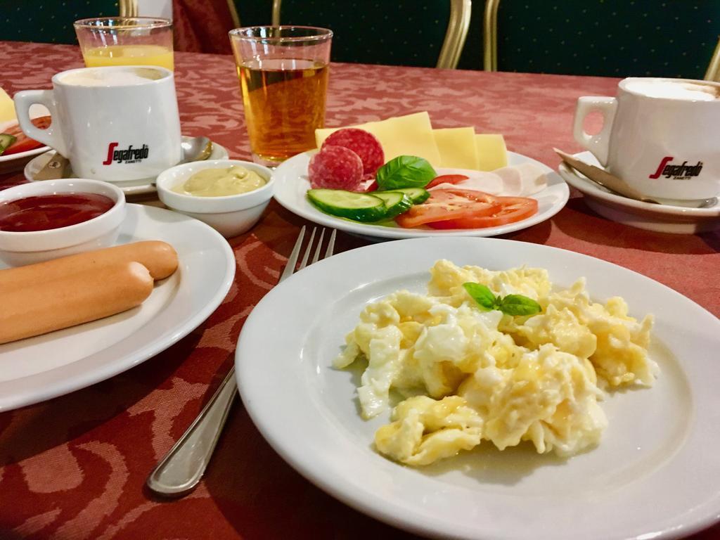 Hotel Colnus Kolno  Ngoại thất bức ảnh