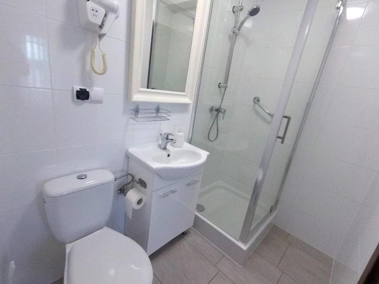 Hotel Colnus Kolno  Ngoại thất bức ảnh